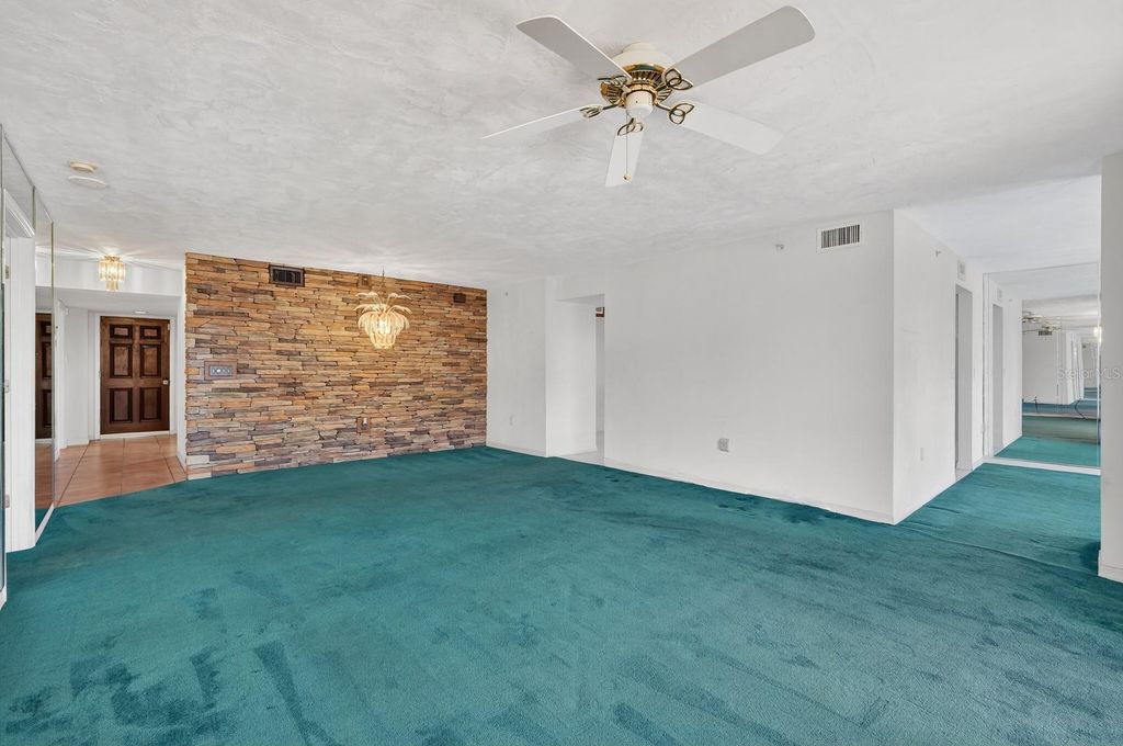 Image 7 of property listing at 1 JOHN ANDERSON DRIVE 5150, Ormond Beach, FL 32176