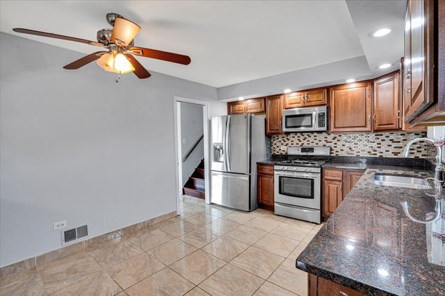 8440 163 Street, Tinley Park, IL 60487