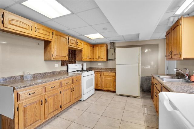8440 163 Street, Tinley Park, IL 60487