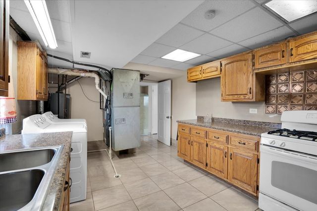 8440 163 Street, Tinley Park, IL 60487