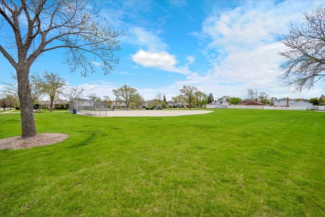 8440 163 Street, Tinley Park, IL 60487