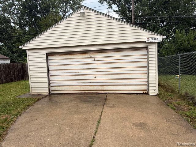 18952 Mark Twain Street, Detroit, MI 48235