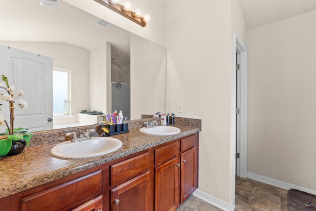 610 Regatta Drive, Byron, GA 31008
