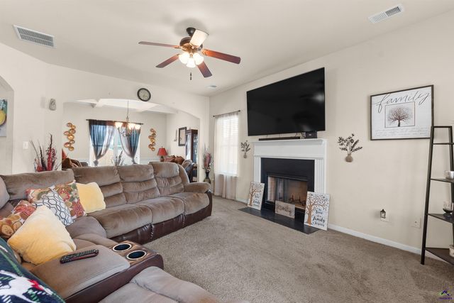 610 Regatta Drive, Byron, GA 31008