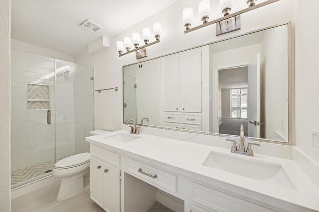 2000 Nantucket Drive, Houston, TX 77057