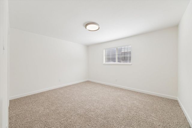 2000 Nantucket Drive, Houston, TX 77057