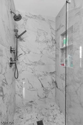 36 Debra Ln, Bernards Twp., NJ 07920