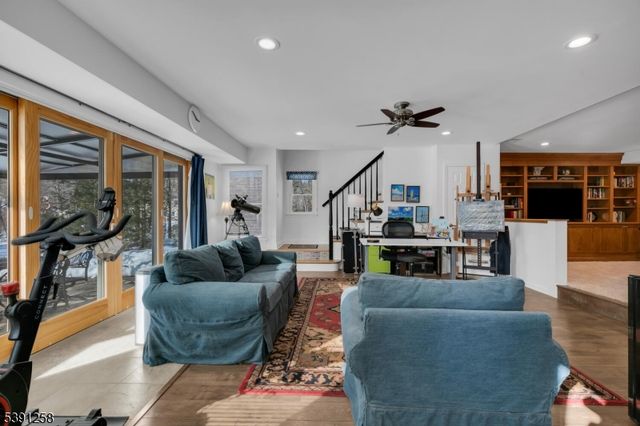 36 Debra Ln, Bernards Twp., NJ 07920