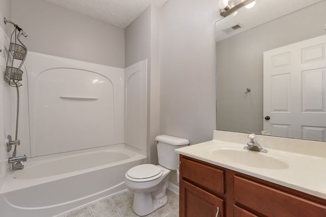 1345 Bell Rd Unit 208, Antioch, TN 37013