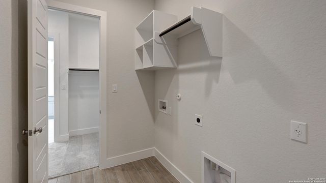 2911 Eagle Rise, San Antonio, TX 78245