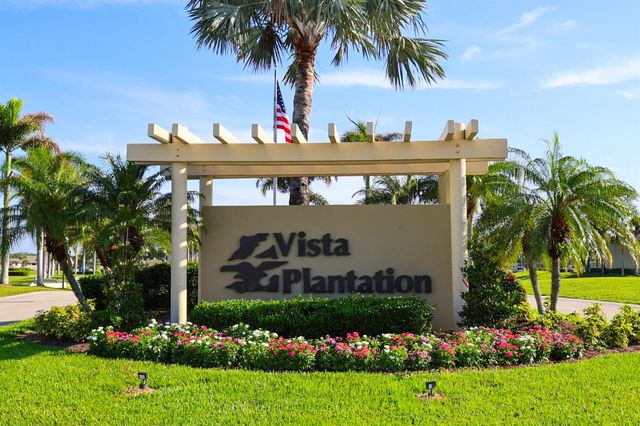 29 Plantation Drive 202, Vero Beach, FL 32966