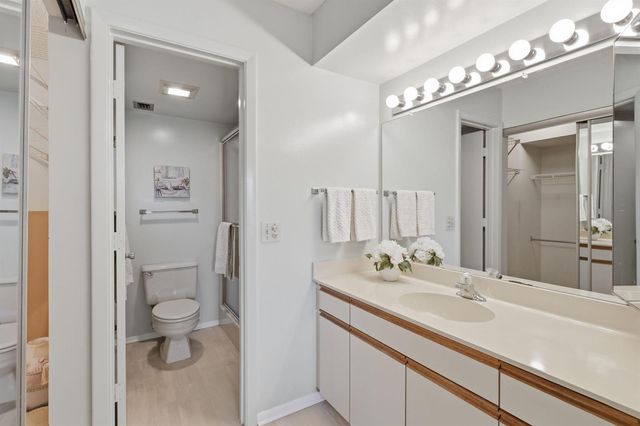29 Plantation Drive 202, Vero Beach, FL 32966