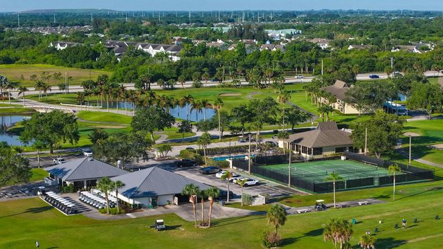 29 Plantation Drive 202, Vero Beach, FL 32966