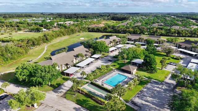 29 Plantation Drive 202, Vero Beach, FL 32966