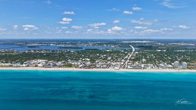 29 Plantation Drive 202, Vero Beach, FL 32966
