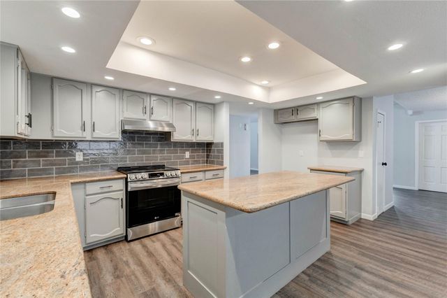 9614 Charter Ridge Drive, Houston, TX 77070