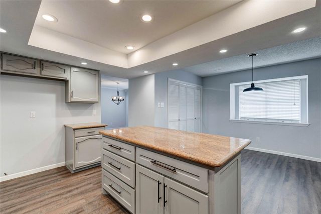 9614 Charter Ridge Drive, Houston, TX 77070