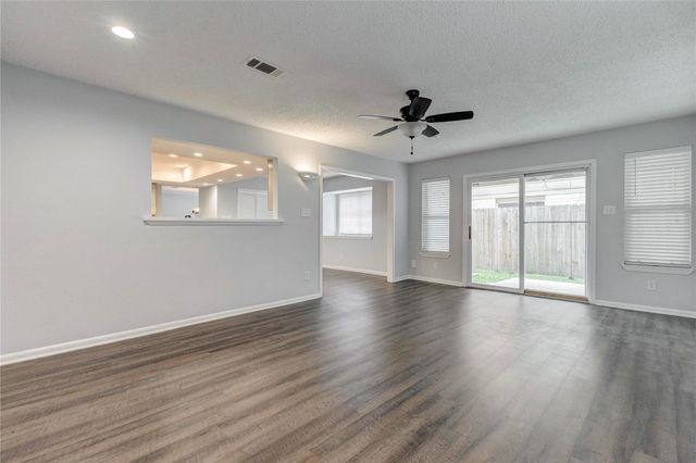 9614 Charter Ridge Drive, Houston, TX 77070