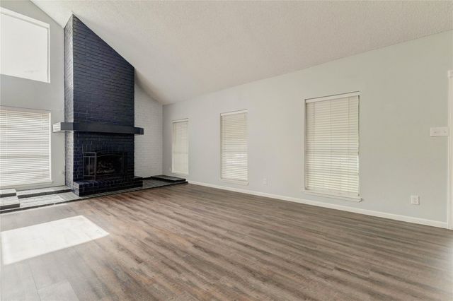 9614 Charter Ridge Drive, Houston, TX 77070