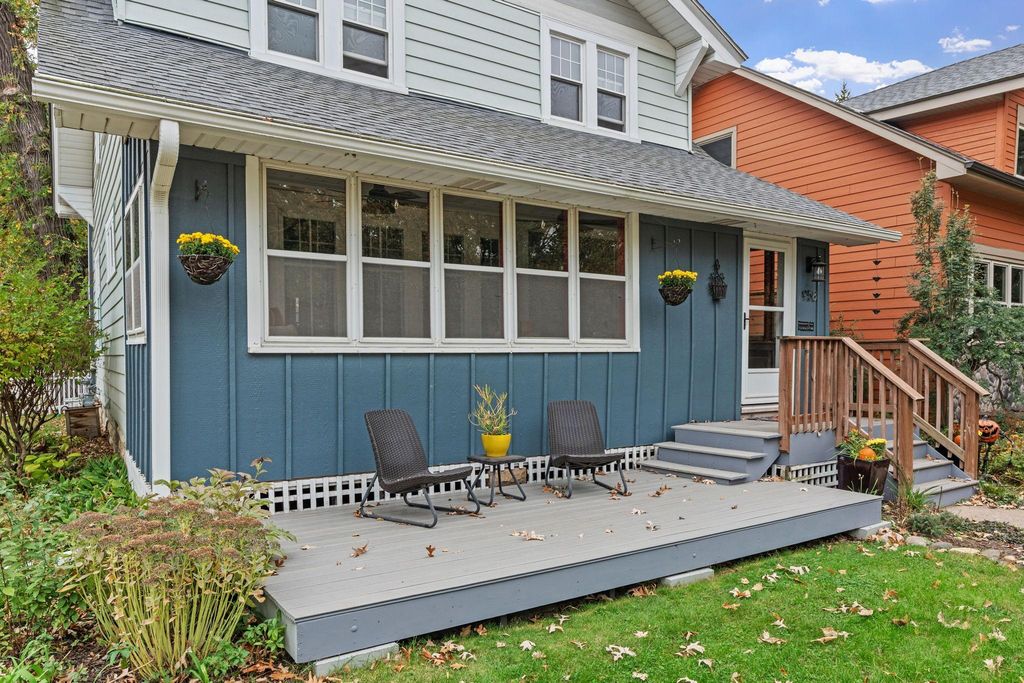 958 Como Avenue, Saint Paul, MN 55103 — photo 2