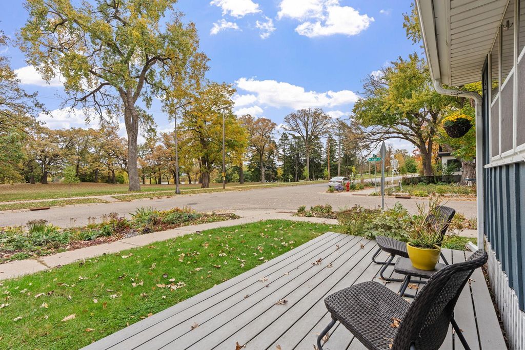 958 Como Avenue, Saint Paul, MN 55103 — photo 3