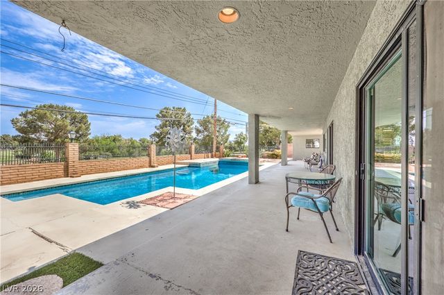 1926 Papago Lane, Las Vegas, NV 89169
