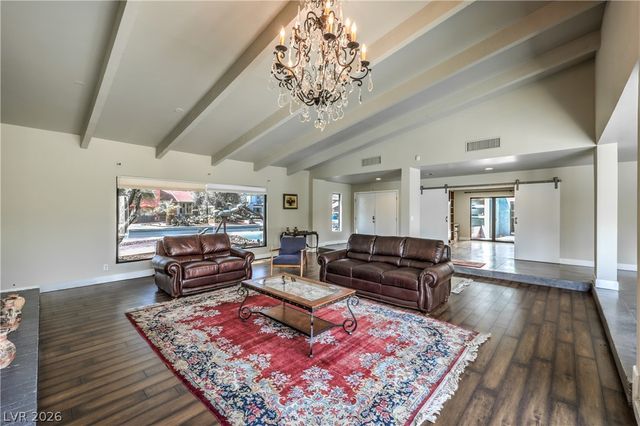 1926 Papago Lane, Las Vegas, NV 89169