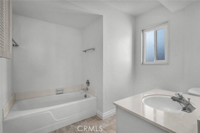 22709 Maple Avenue A, Torrance, CA 90505