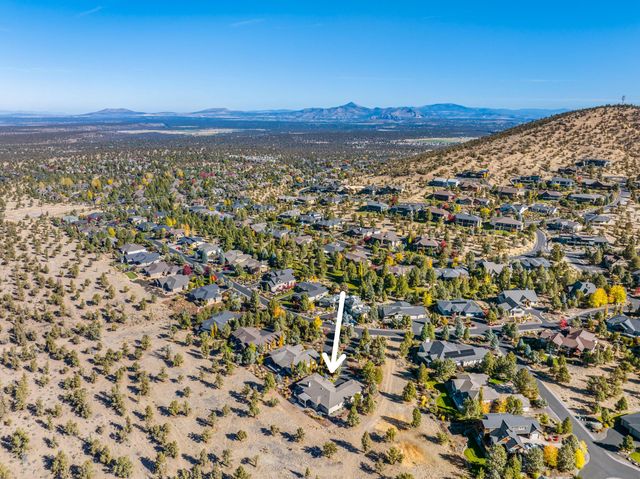 1241 TRAIL CREEK Drive, Redmond, OR 97756