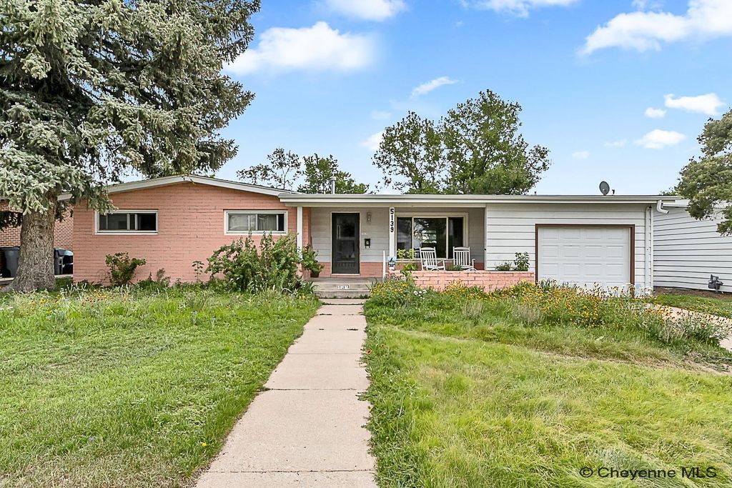 5139 SYRACUSE RD, Cheyenne, WY 82009