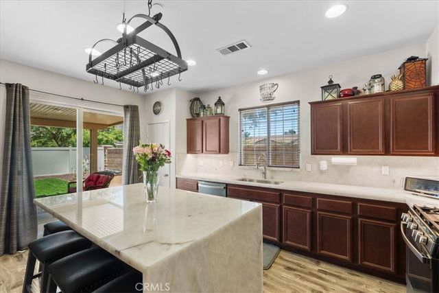 1929 Brilliance, San Jacinto, CA 92582