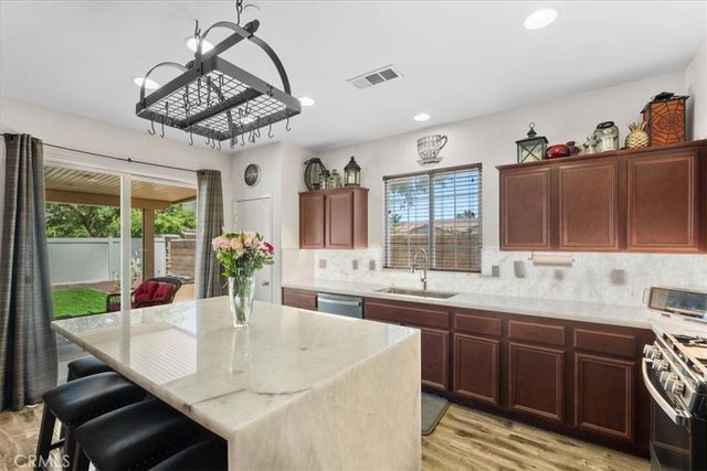 1929 Brilliance, San Jacinto, CA 92582