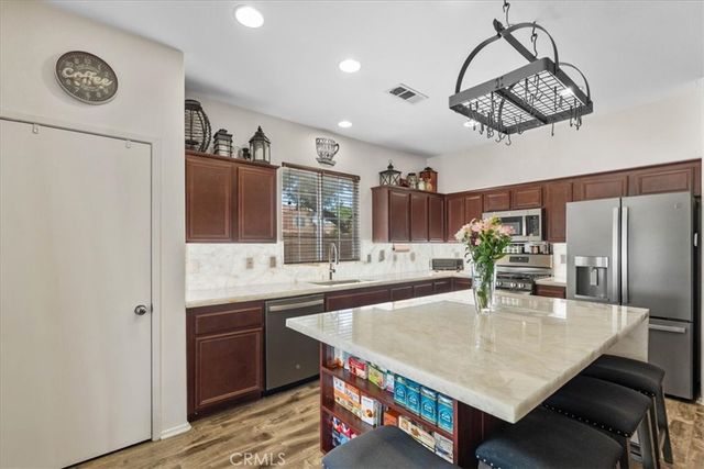 1929 Brilliance, San Jacinto, CA 92582