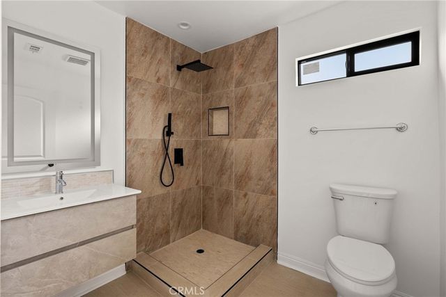 13741 Carfax, Bellflower, CA 90706