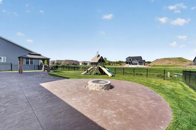 1366 Pine Street, Sun Prairie, WI 53590