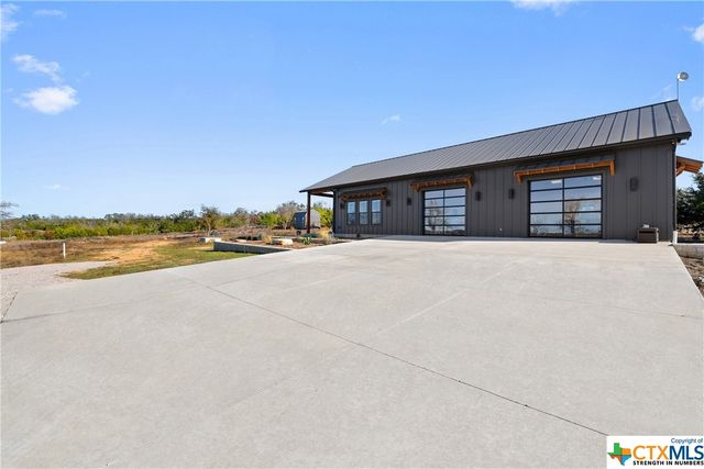 780 Skyline Drive, Blanco, TX 78606