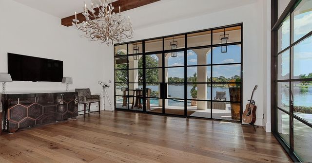 34 Bellweather Court, The Woodlands, TX 77381