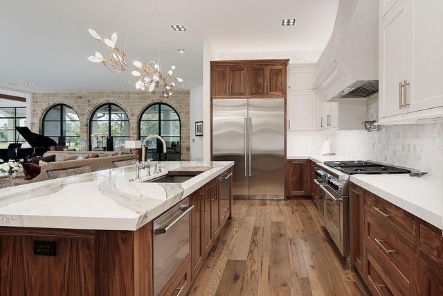 34 Bellweather Court, The Woodlands, TX 77381