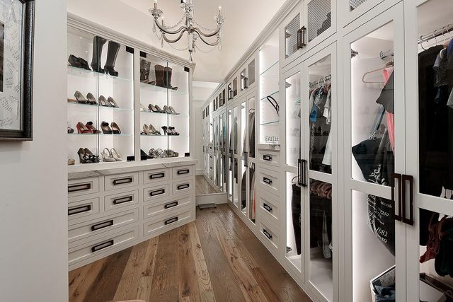 34 Bellweather Court, The Woodlands, TX 77381