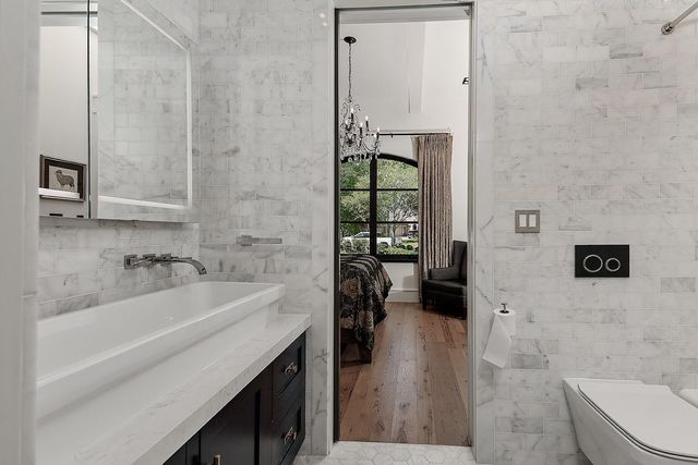 34 Bellweather Court, The Woodlands, TX 77381