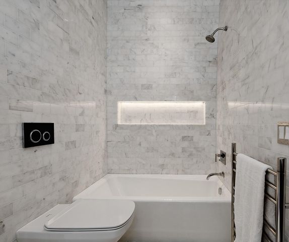 34 Bellweather Court, The Woodlands, TX 77381