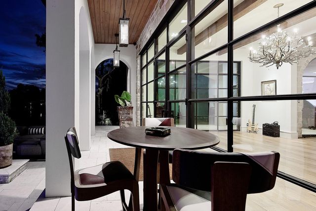 34 Bellweather Court, The Woodlands, TX 77381