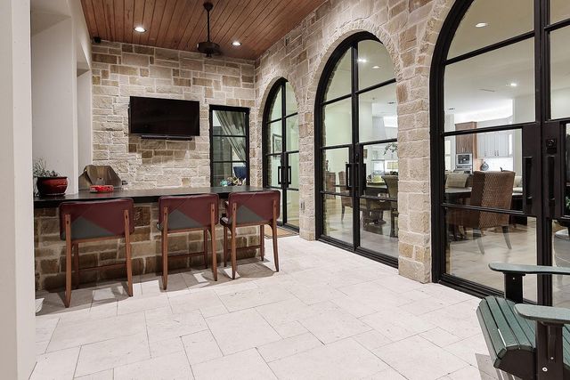 34 Bellweather Court, The Woodlands, TX 77381