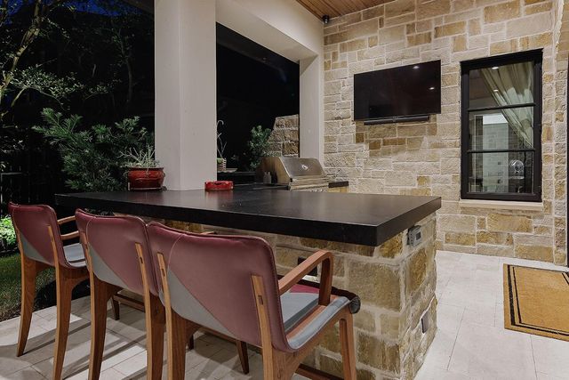 34 Bellweather Court, The Woodlands, TX 77381