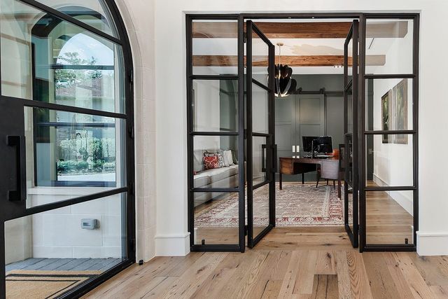 34 Bellweather Court, The Woodlands, TX 77381