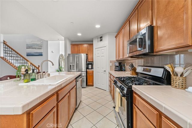 5200 Archery Court, Fontana, CA 92336