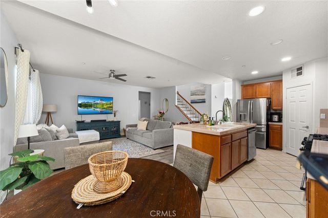 5200 Archery Court, Fontana, CA 92336