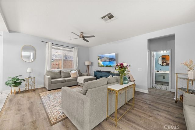 5200 Archery Court, Fontana, CA 92336