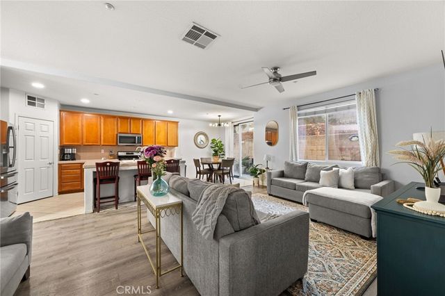 5200 Archery Court, Fontana, CA 92336