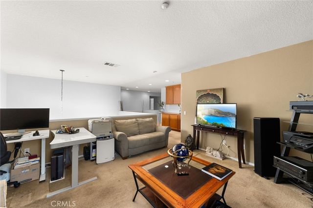 5200 Archery Court, Fontana, CA 92336